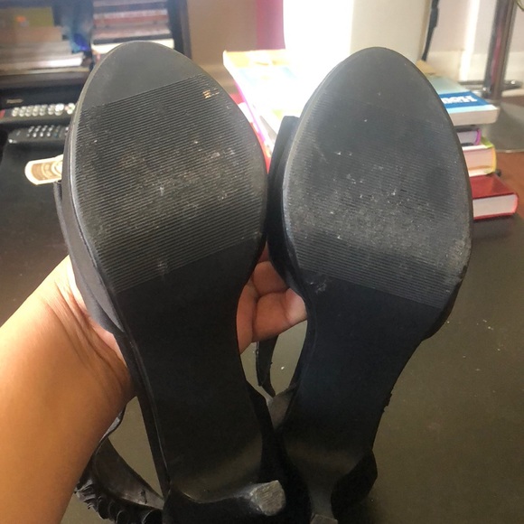 Shoes - Picture 12 of 12